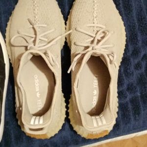 Yeezy 350 boost v2 sesame